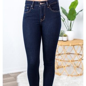 Levi’s 721 high rise skinny jeans dark blue 30x30